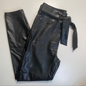 ⭐️Abercrombie & Fitch Black Faux Leather Pants